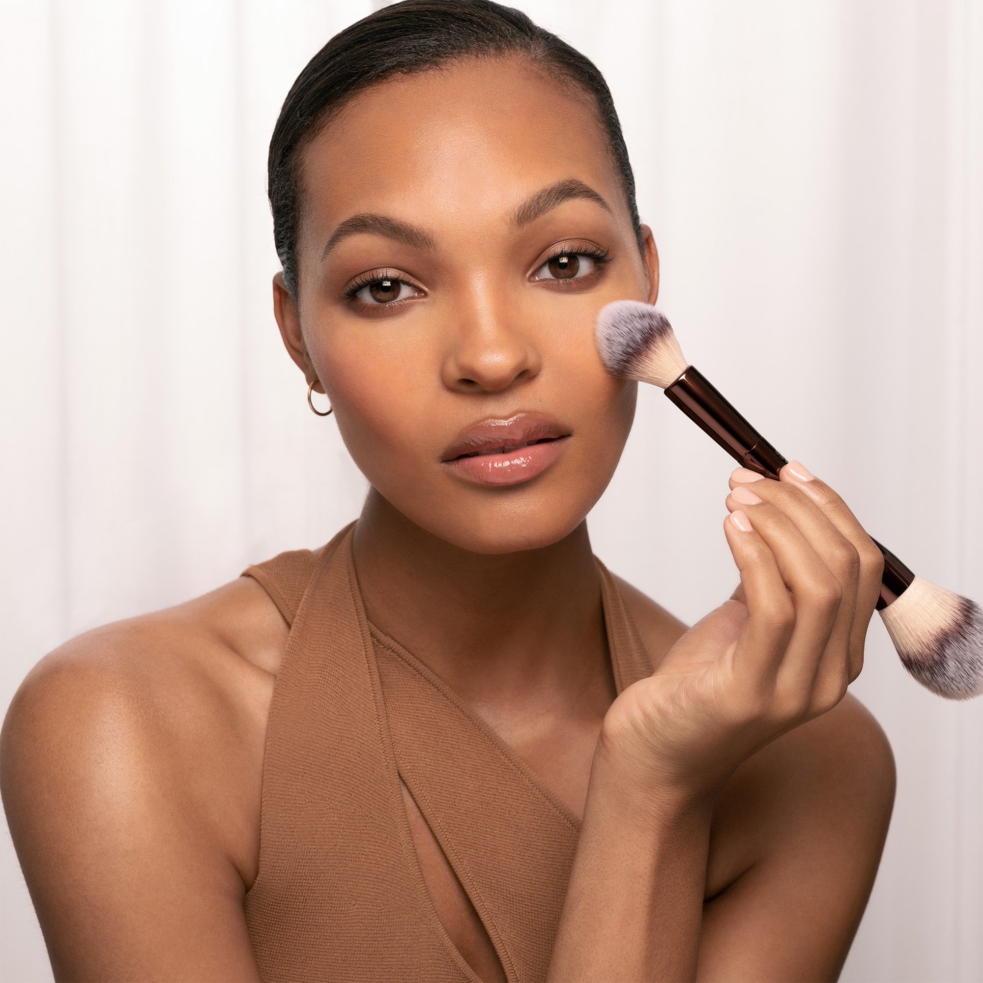 Veil Translucent Setting Powder Hourglass Cosmetics UK