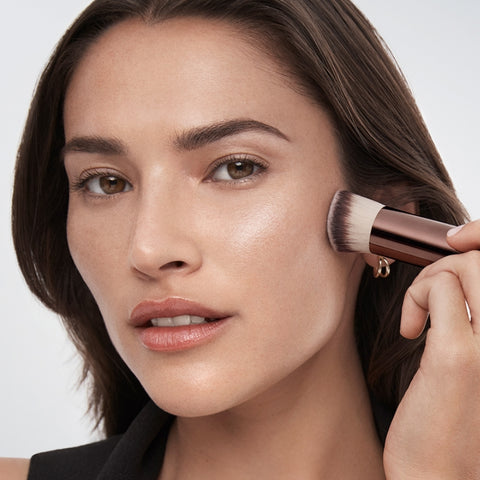 Alt text not provided for this image